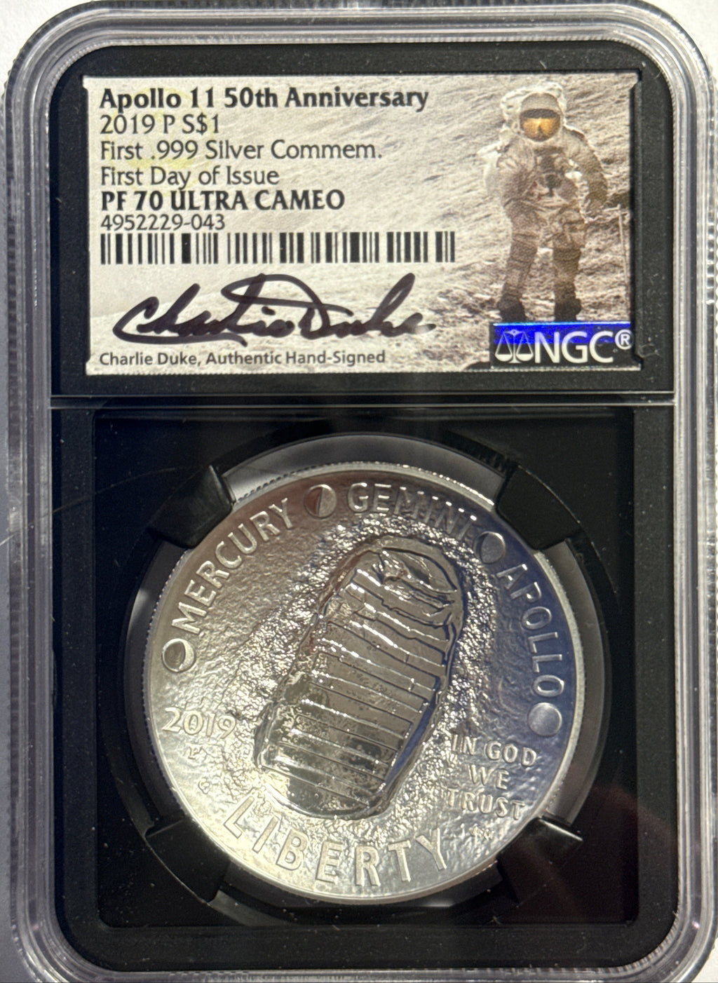 Vintage Vault: 2019 Apollo 11 Silver D/S/P 50C/$1 FDI MS70/PF70 UCAM NGC: Gold W $5 FDI MS70/PF70 UCAM NGC Charlie Duke Hand-Signed